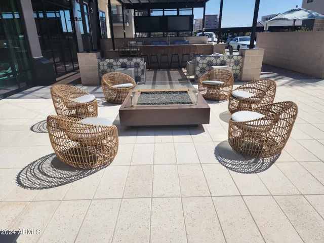 $1,825 | 1727 East Pecos Road, Unit A6, Gilbert, AZ 85295