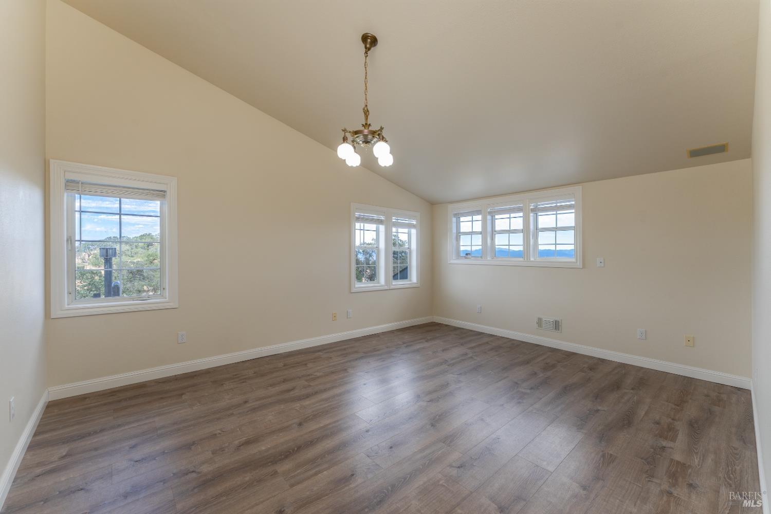 8150 Orr Springs Road Ukiah, CA 95482 - Photo 27 of 62