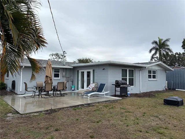 $319,500 | 3319 Shamrock Drive, Venice, FL 34293