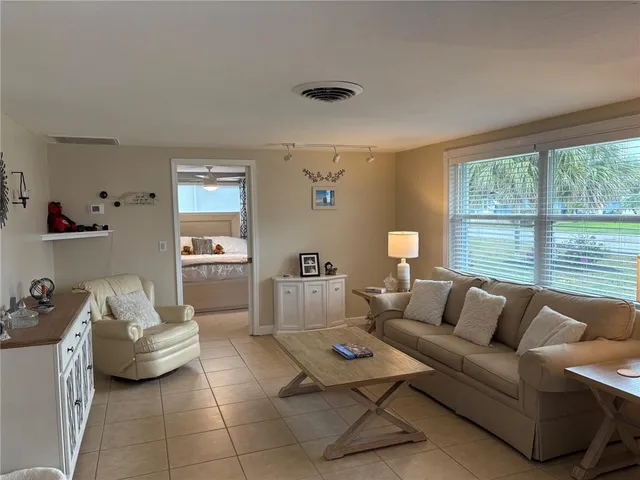 $319,500 | 3319 Shamrock Drive, Venice, FL 34293