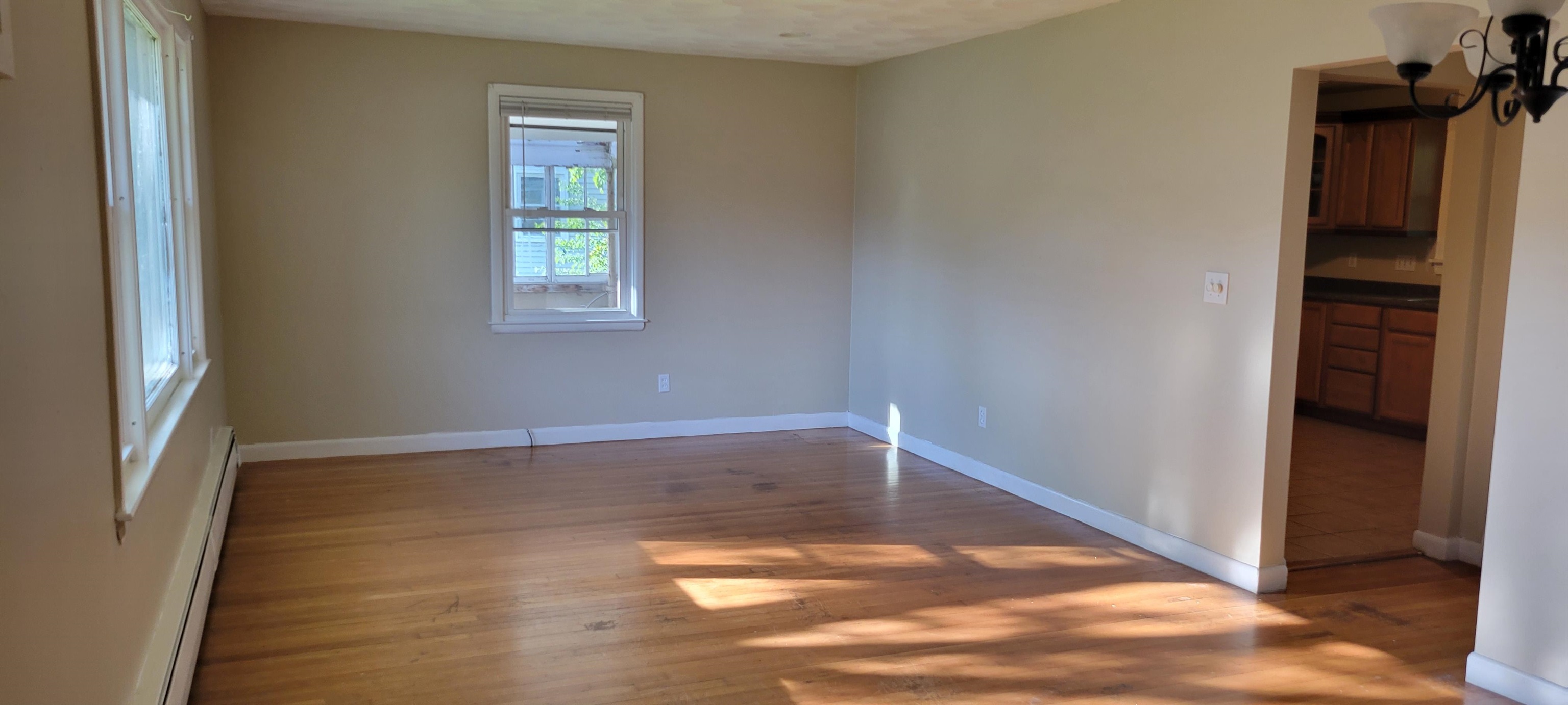 4 Grant Street Derry, NH 03038 - Photo 9 of 17
