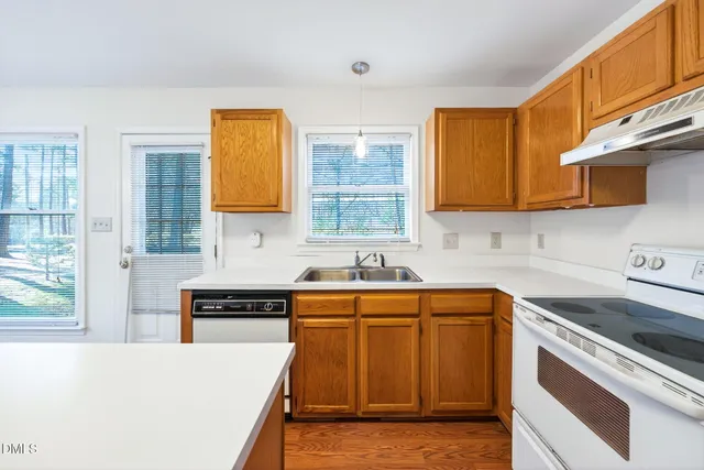 $380,000 | 5804 Edgebury Road, Raleigh, NC 27613