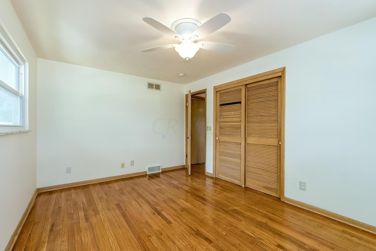 6089 Karl Road Columbus, OH 43229 - Photo 3 of 33 Gallery Image 3