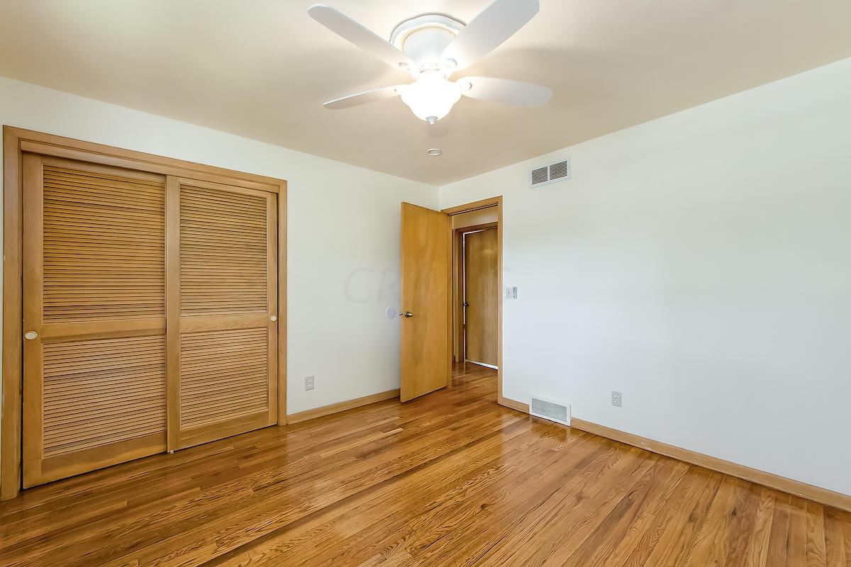 6089 Karl Road Columbus, OH 43229 - Photo 5 of 33 Gallery Image 5