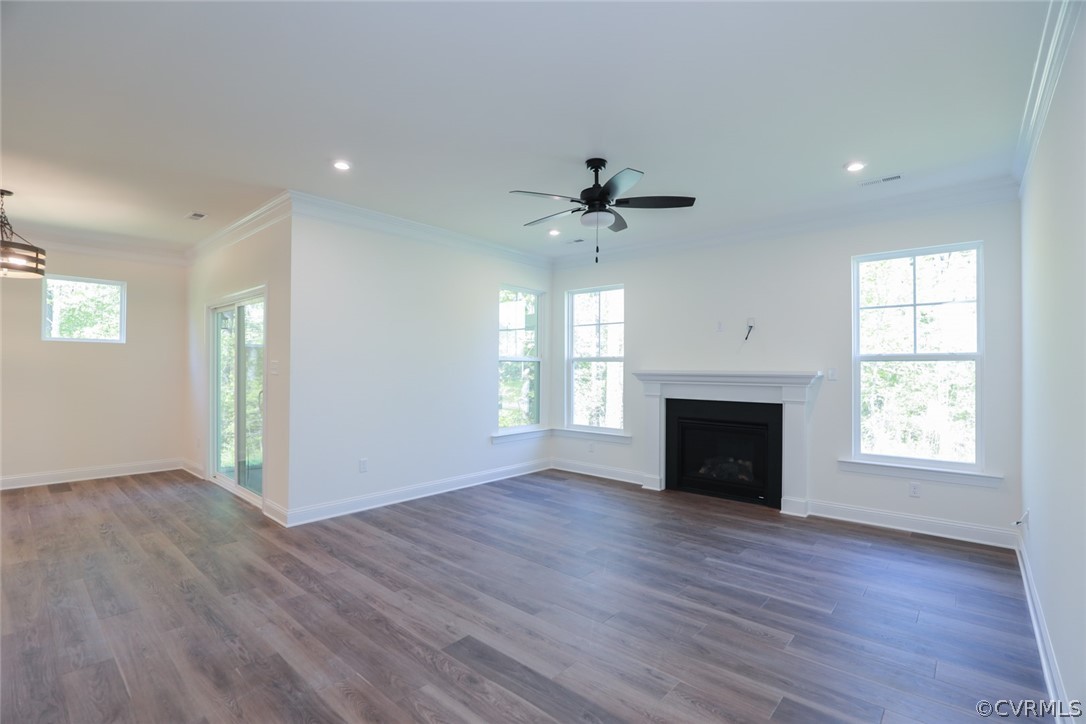 1706 Twin Rivers Court Chester, VA 23836 - Photo 12 of 32 Bright and spacious family room with ceiling fan a
