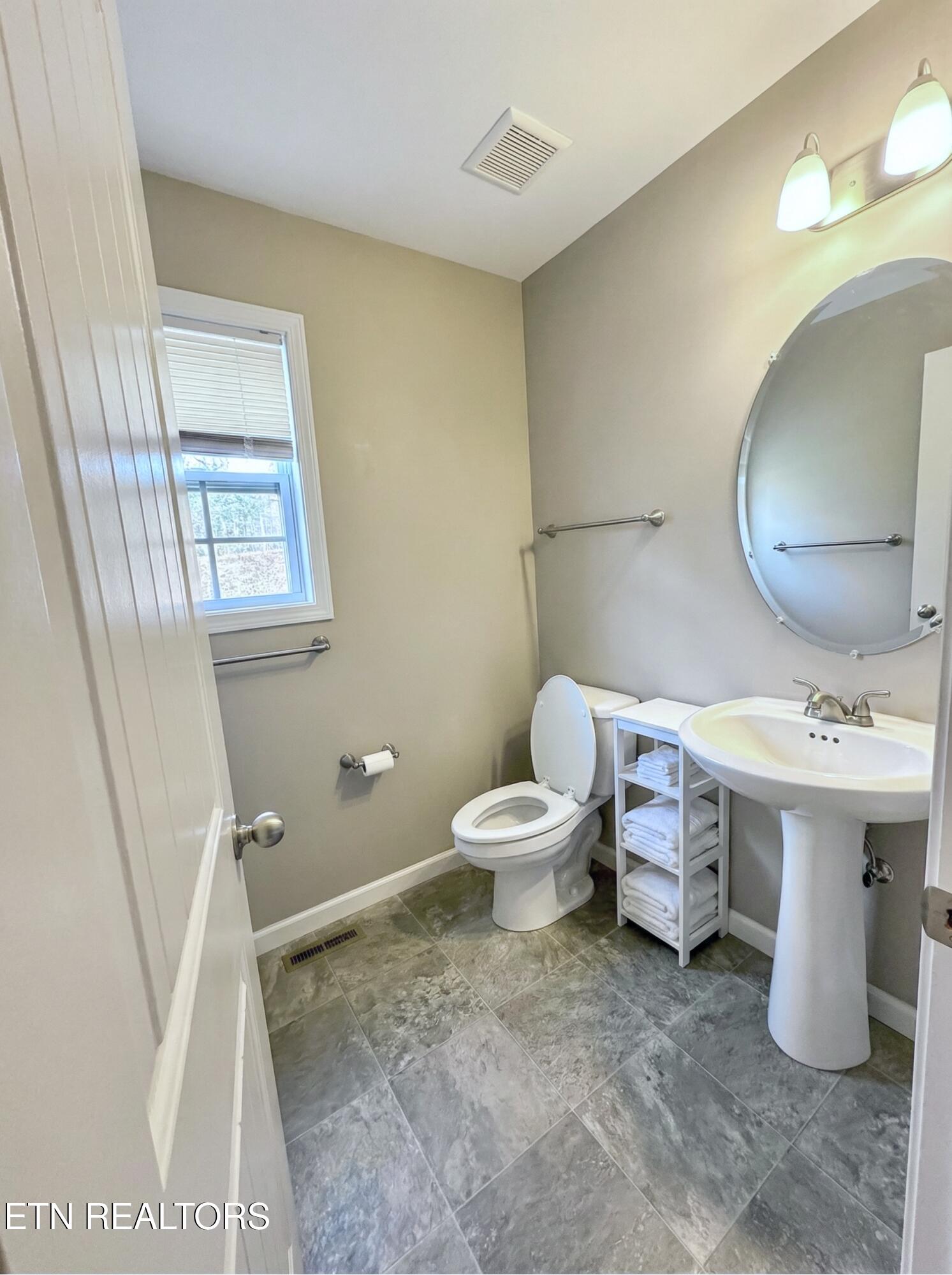 7443 Ladd Road Powell, TN 37849 - Photo 8 of 23 O