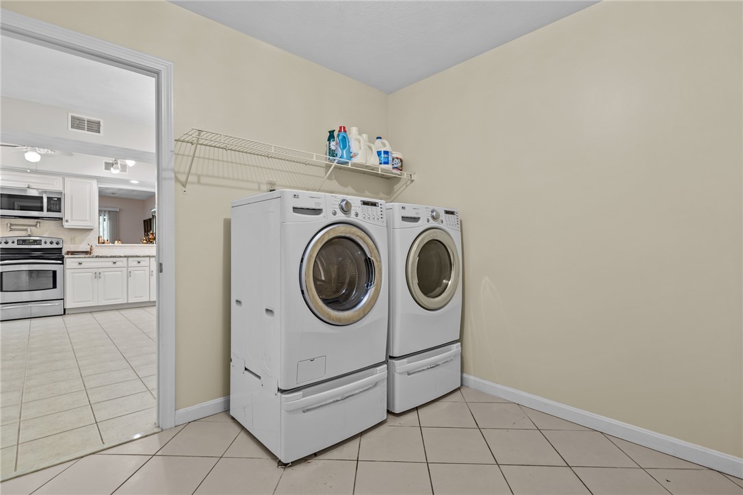 2970 Mendon Road, Unit 101 Cumberland, RI 02864 - Photo 14 of 49 Gallery Image 14