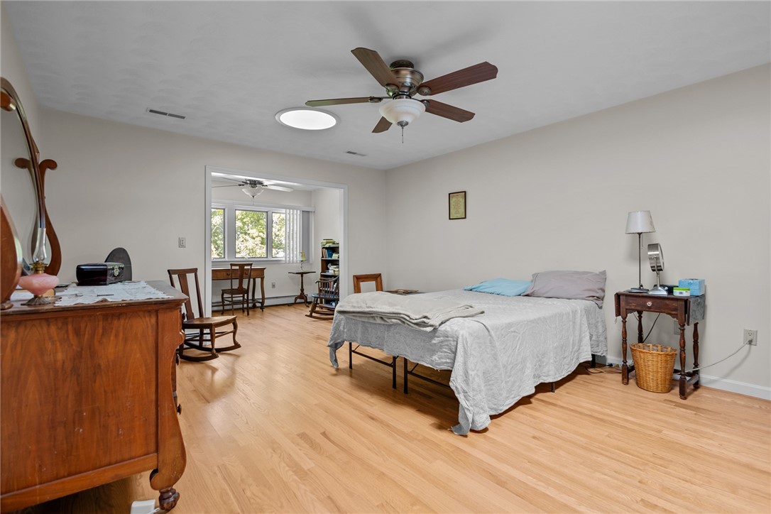 2970 Mendon Road, Unit 101 Cumberland, RI 02864 - Photo 25 of 49 Primary w/Bonus Sitting Area...