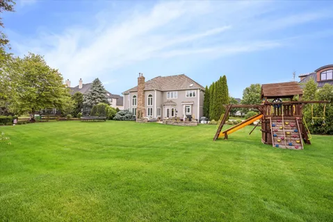$1,250,000 | 2459 Fawn Lake Circle, Naperville, IL 60564