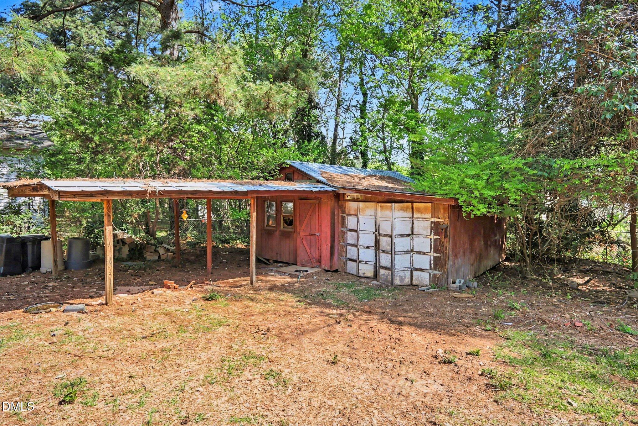 2506 Crestline Avenue Raleigh, NC 27603 - Photo 21 of 25 4