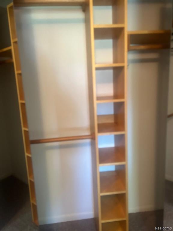 54667 Shelby Road Utica, MI 48316 - Photo 13 of 27 Gallery Image 13