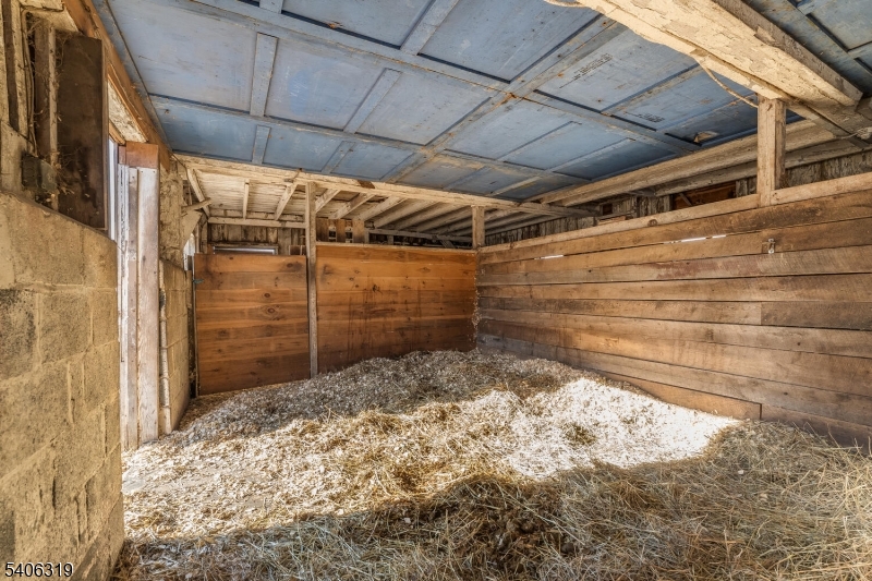 21 Frontage Road Blairstown, NJ 07825 - Photo 31 of 49