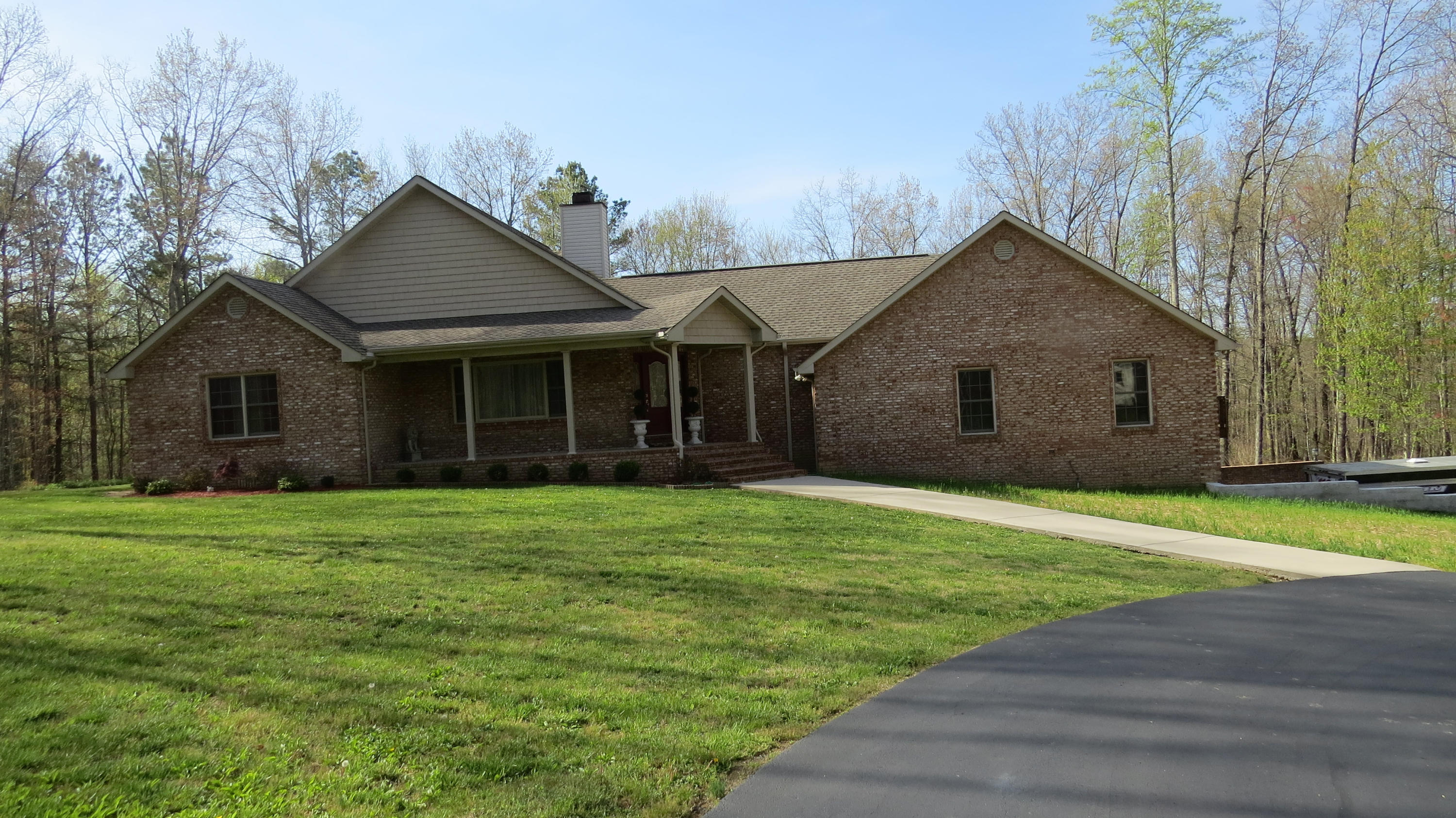 621 Falls Road Monterey, TN 38574 - Photo 1 of 29 621 Falls Road Hepburn 001