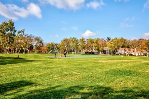 $3,250 | 35 Oxford, Unit 24, Irvine, CA 92612