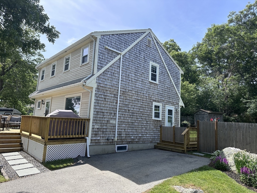 53 Vinebrook Road Plymouth, MA 02360 - Photo 6 of 42 Gallery Image 6