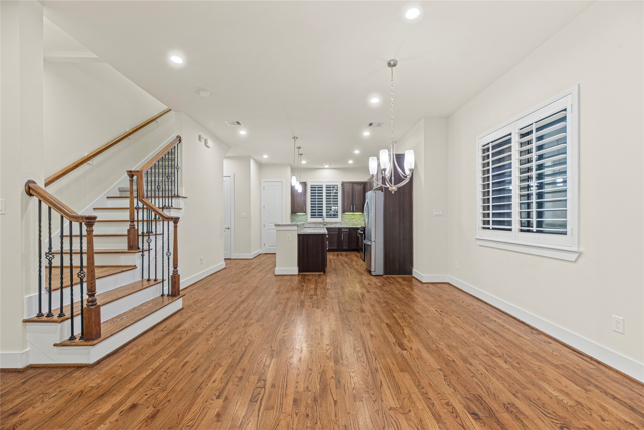 2513 B Garrow Street Houston, TX 77003 - Photo 9 of 29 Stunning wood floor on the 2nd floor.