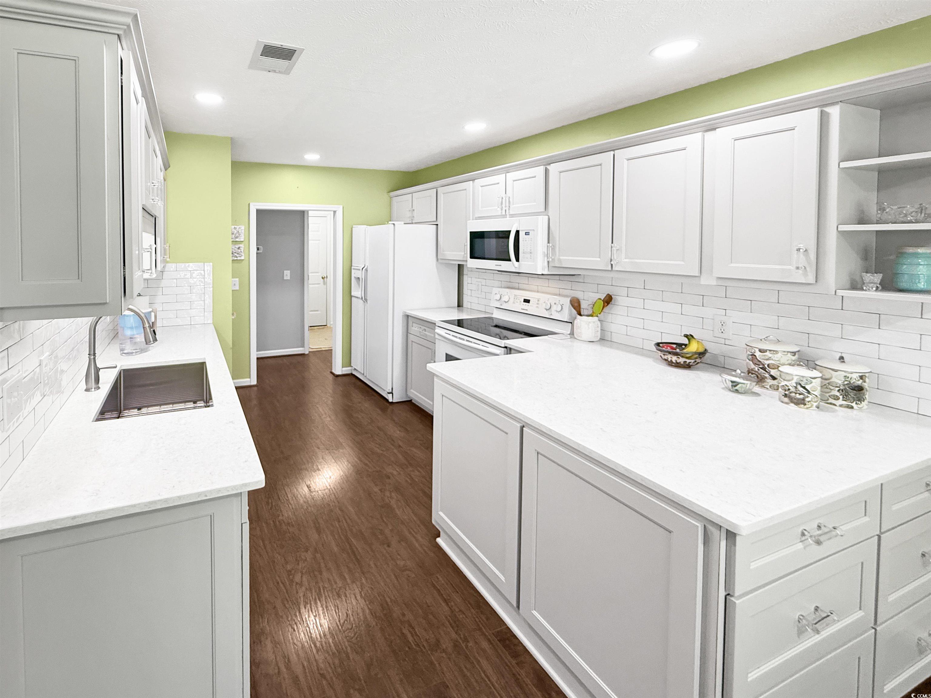 64 Reef Run Road Pawleys Island, SC 29585 - Photo 22 of 39 Gallery Image 22