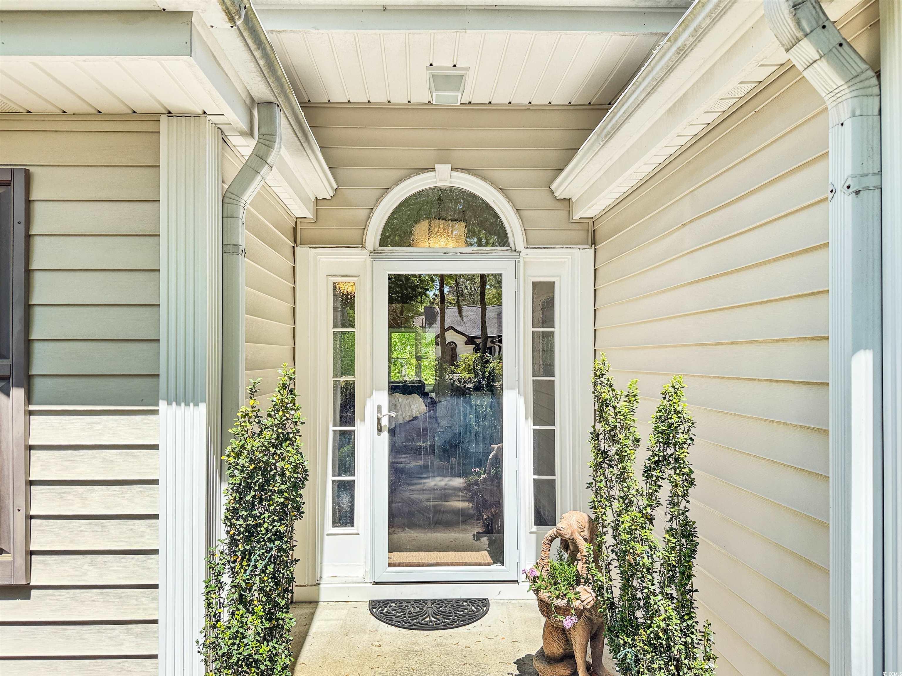 64 Reef Run Road Pawleys Island, SC 29585 - Photo 9 of 39 Gallery Image 9