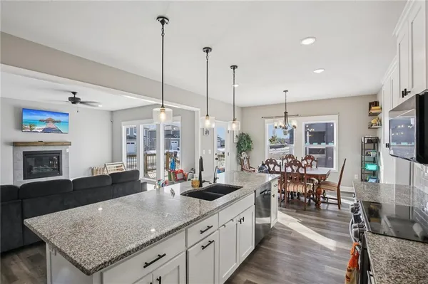 $467,500 | 1251 Rich Boulevard, Warrensburg, MO 64093