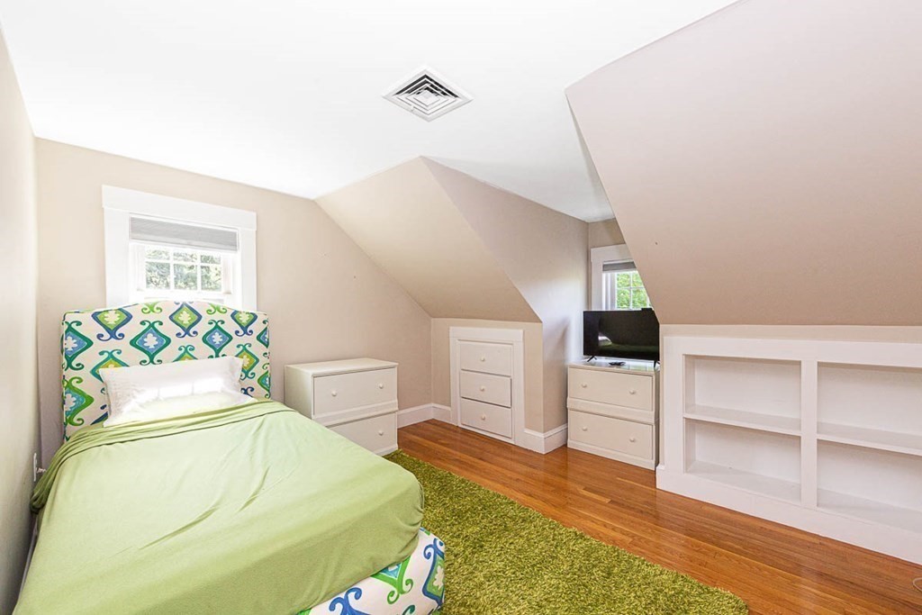 74 Virginia Road Concord, MA 01742 - Photo 20 of 27 Gallery Image 20