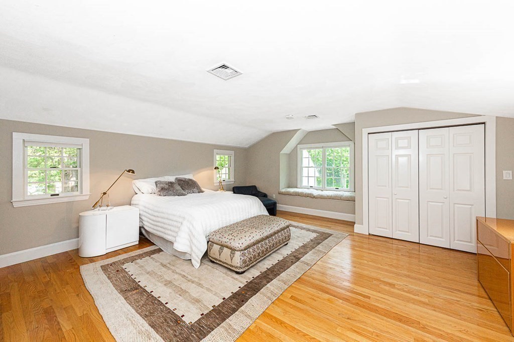 74 Virginia Road Concord, MA 01742 - Photo 21 of 27 Gallery Image 21