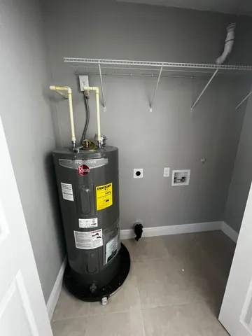 $2,800 | 3635 Corrigan Court, Palm Springs, FL 33461