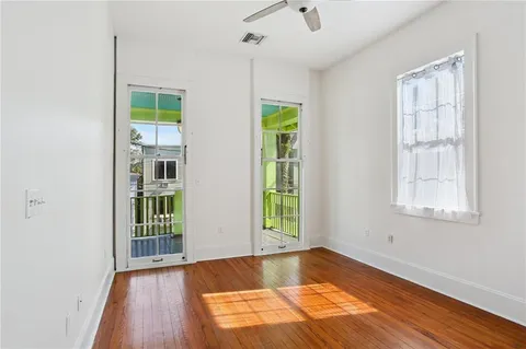 $525,000 | 2521-23 Carondelet Street, New Orleans, LA 70130