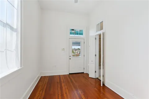 $525,000 | 2521-23 Carondelet Street, New Orleans, LA 70130