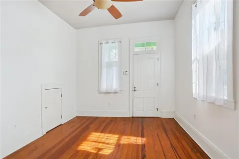 $525,000 | 2521-23 Carondelet Street, New Orleans, LA 70130