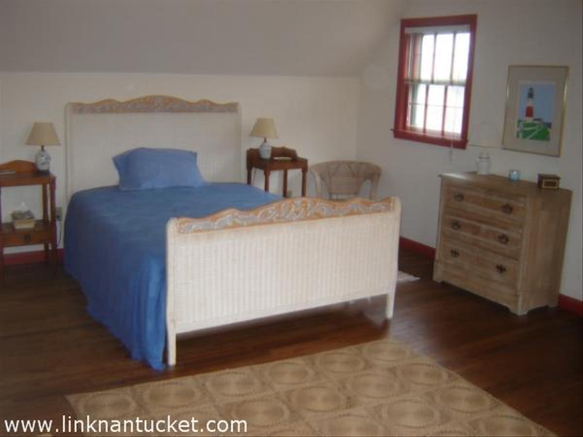 11 Pond Road Nantucket, MA 02554 - Photo 6 of 12 Gallery Image 6