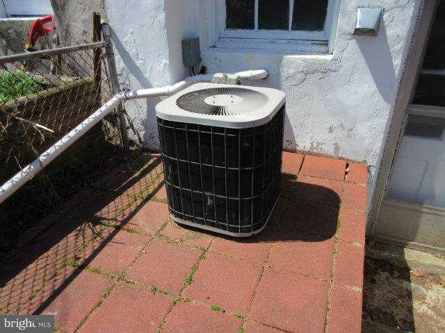 8337 Kendale Road Baltimore, MD 21234 - Photo 3 of 12 CAC Unit