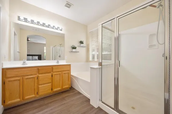 $565,000 | 5001 Brabant Way, Elk Grove, CA 95757