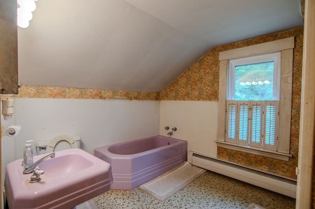 919 Chase Road Lunenburg, MA 01462 - Photo 31 of 32