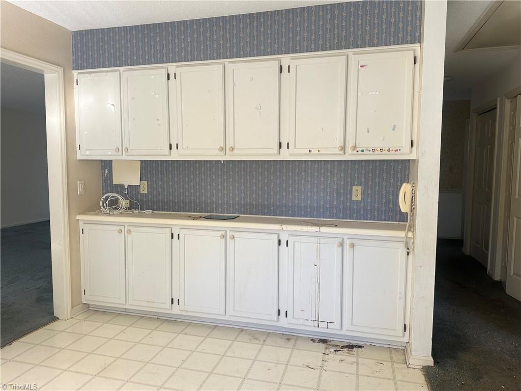 159 Old Mill Road High Point, NC 27265 - Photo 4 of 18 Gallery Image 4