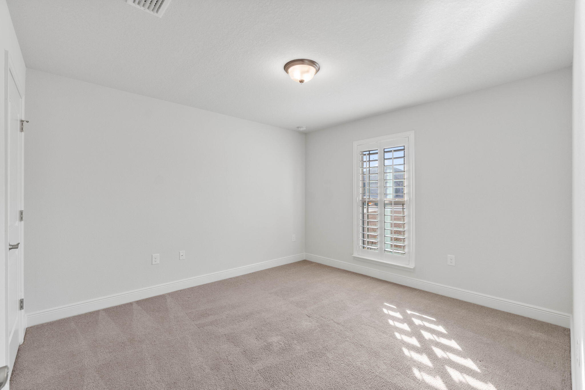 5747 Marigold Loop Crestview, FL 32539 - Photo 16 of 32 16-web-or-mls-Final-16