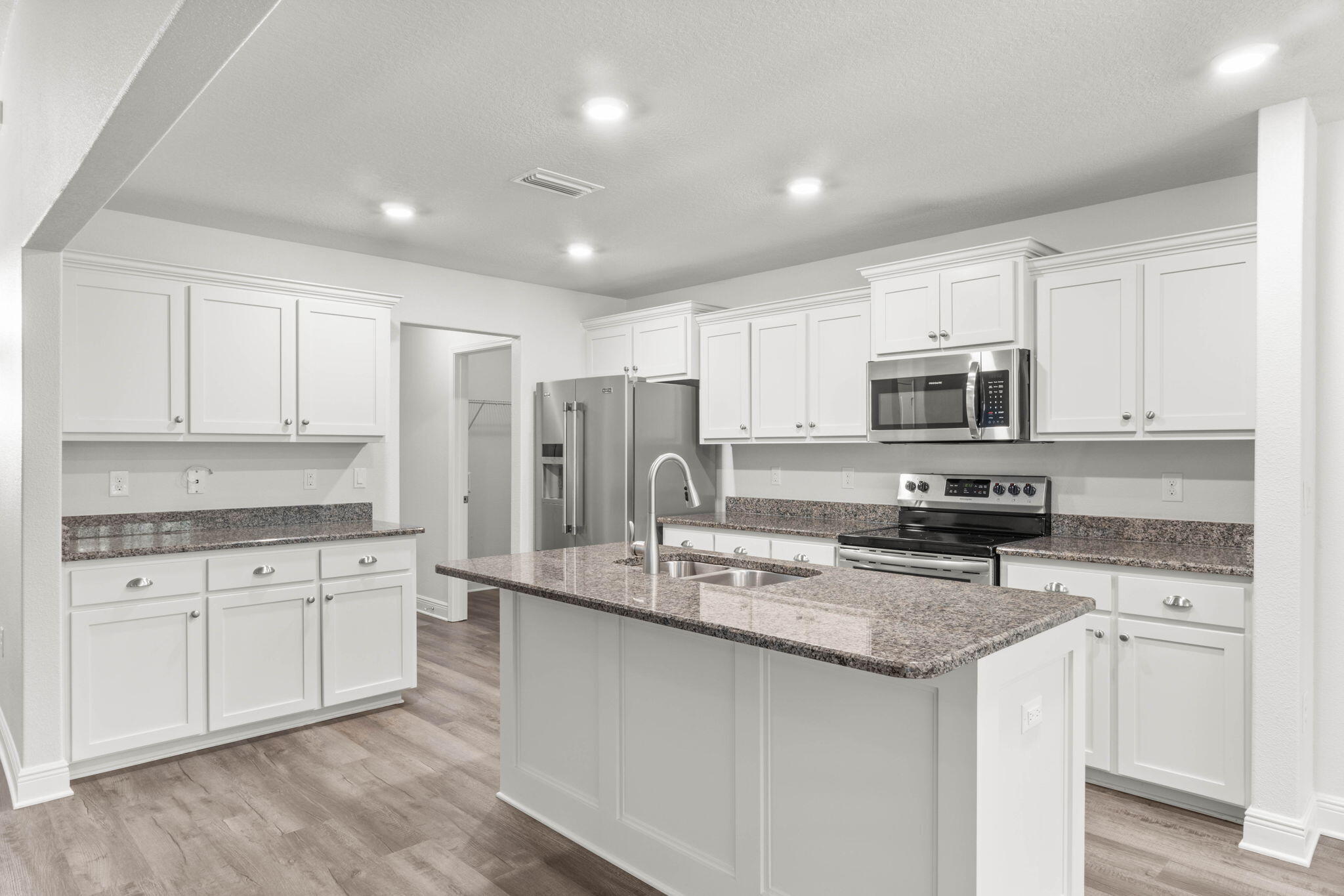 5747 Marigold Loop Crestview, FL 32539 - Photo 9 of 32 9-web-or-mls-Final-9