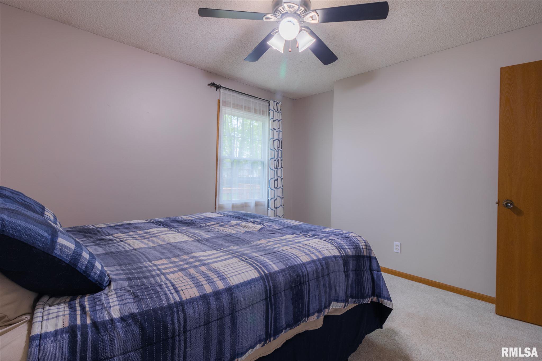 2912 Stokebridge Road Springfield, IL 62702 - Photo 14 of 19