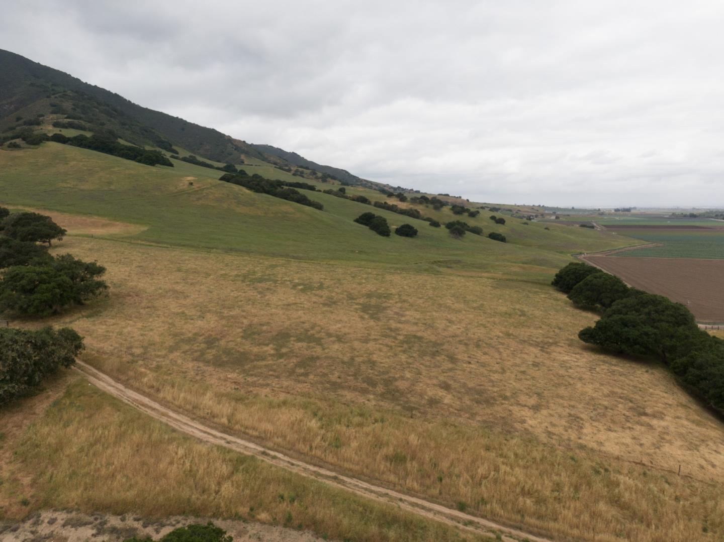 27054 River Road Salinas, CA 93908 - Photo 13 of 14 Gallery Image 13