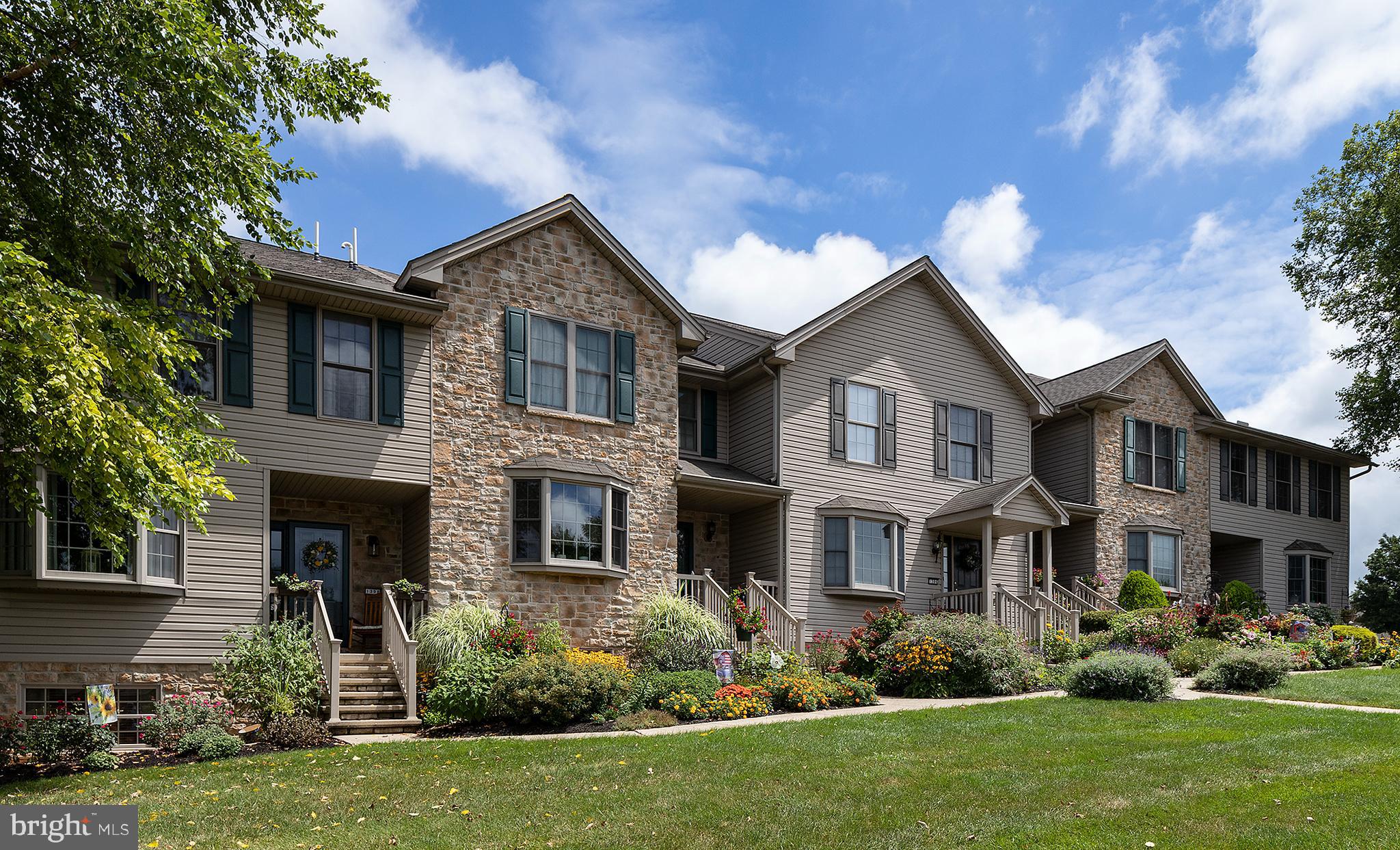 1370 Overlook Road Middletown, PA 17057 - Photo 2 of 43 Gallery Image 2
