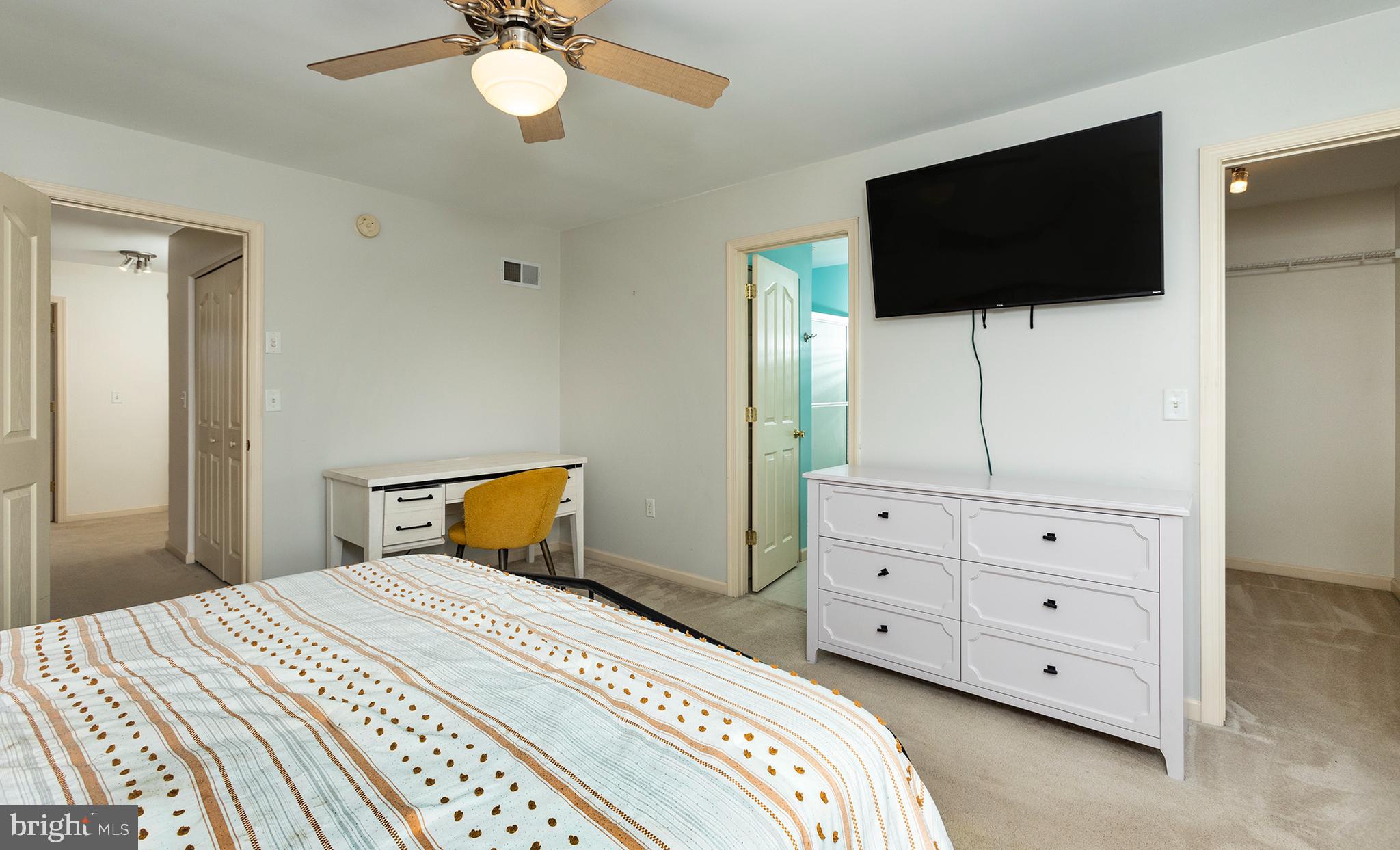 1370 Overlook Road Middletown, PA 17057 - Photo 21 of 43 Gallery Image 21