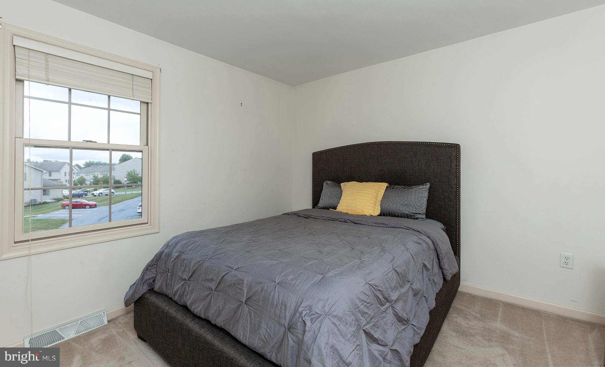 1370 Overlook Road Middletown, PA 17057 - Photo 24 of 43 Gallery Image 24