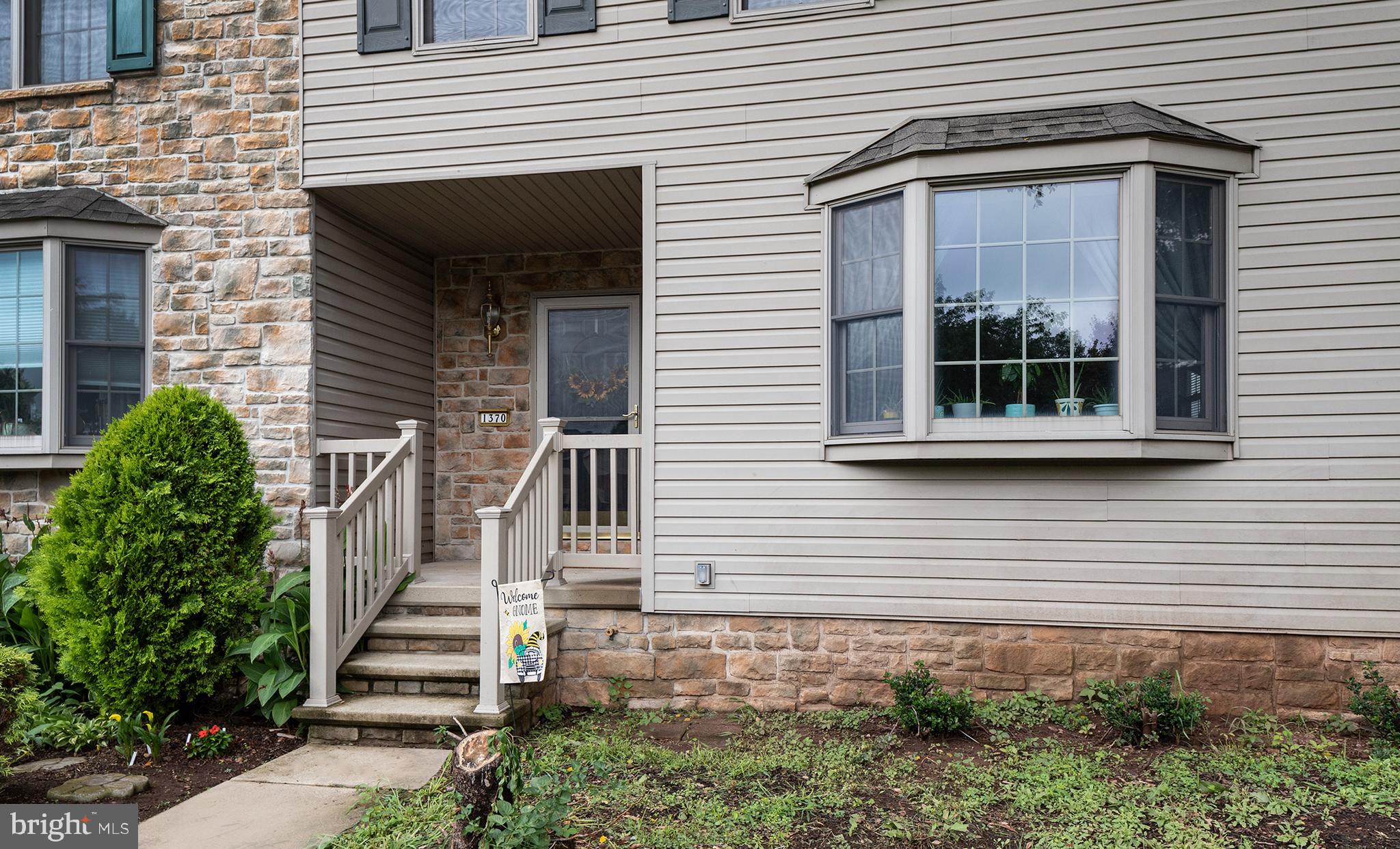 1370 Overlook Road Middletown, PA 17057 - Photo 4 of 43 Gallery Image 4