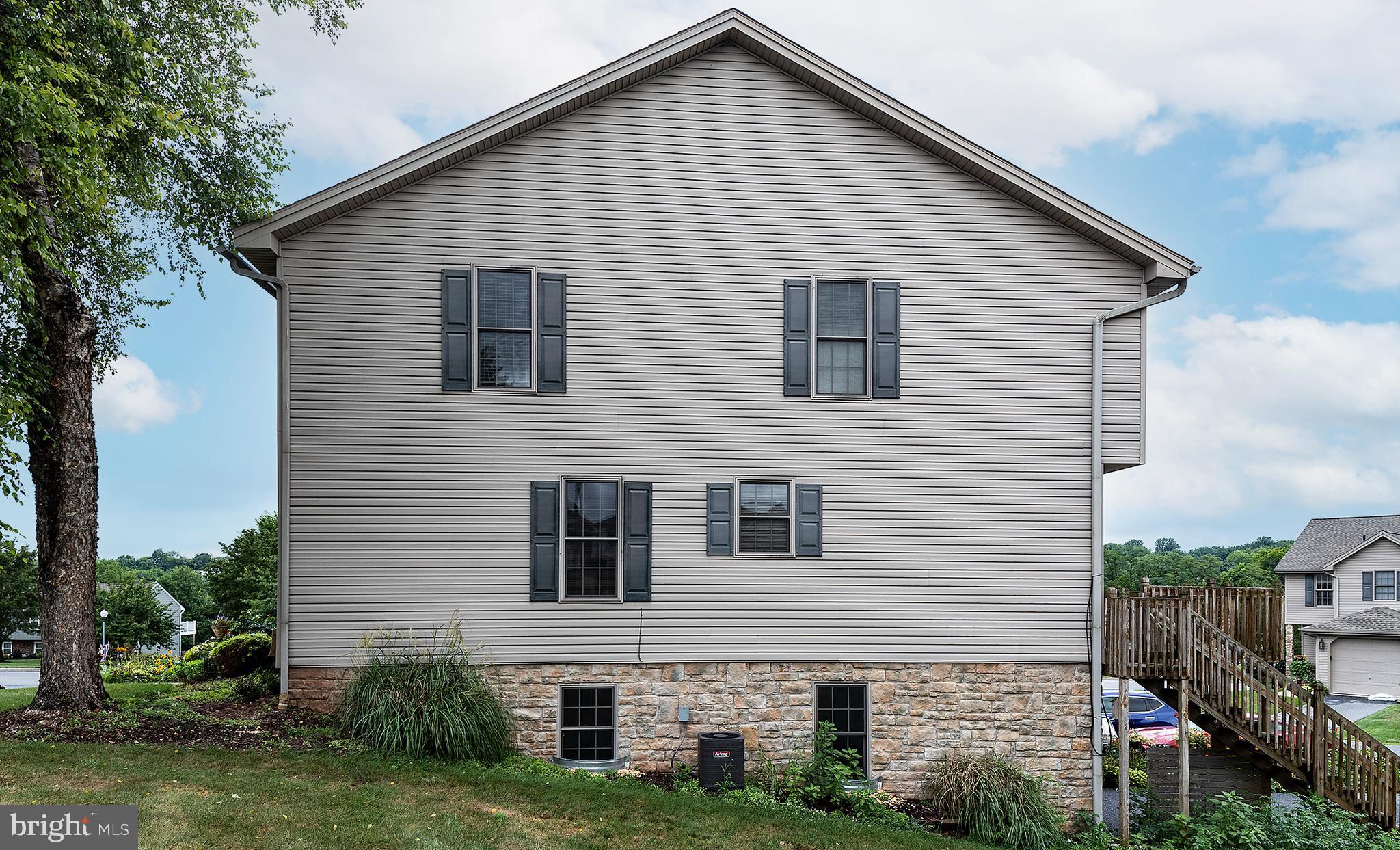 1370 Overlook Road Middletown, PA 17057 - Photo 41 of 43 Gallery Image 41