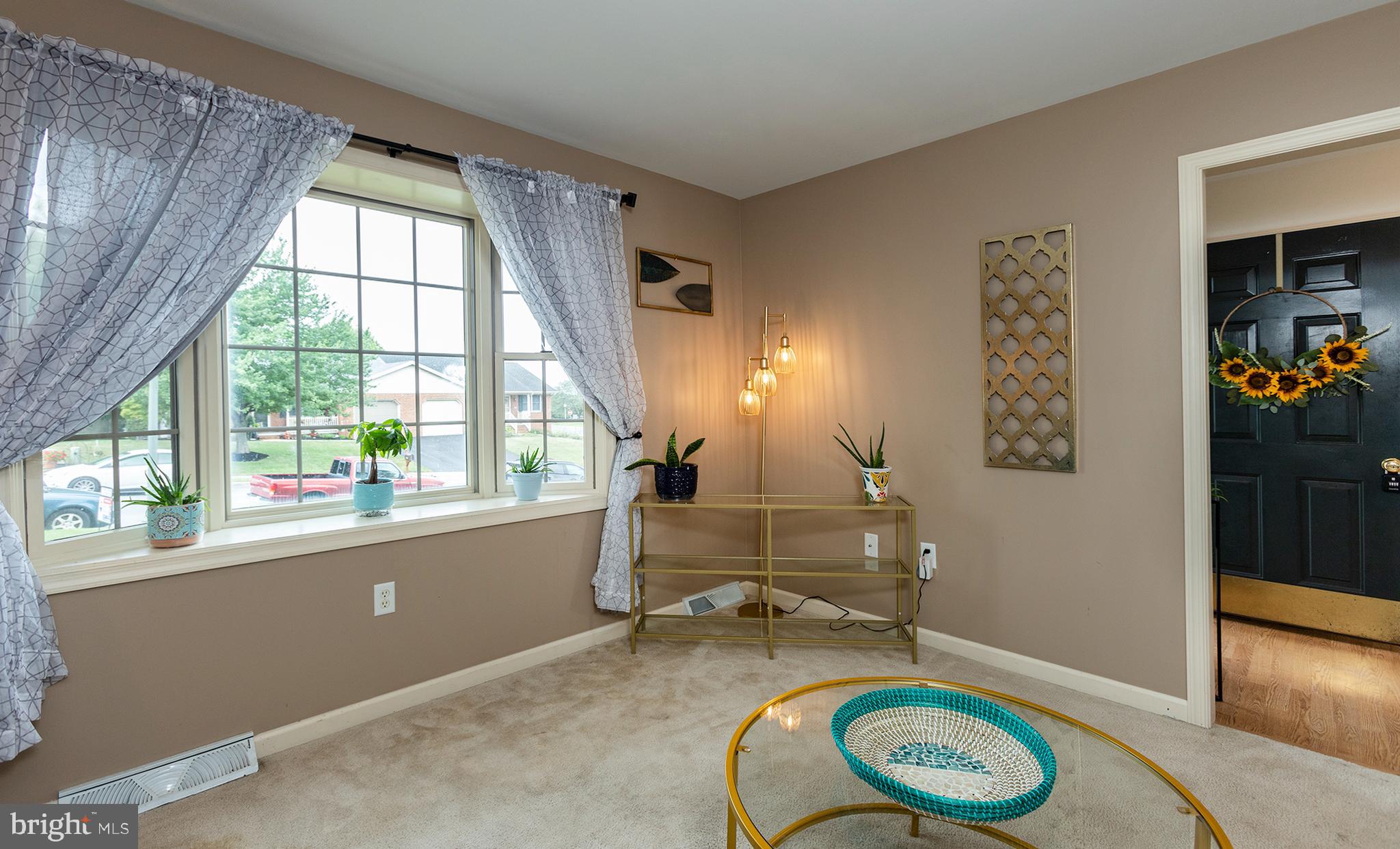 1370 Overlook Road Middletown, PA 17057 - Photo 9 of 43 Gallery Image 9