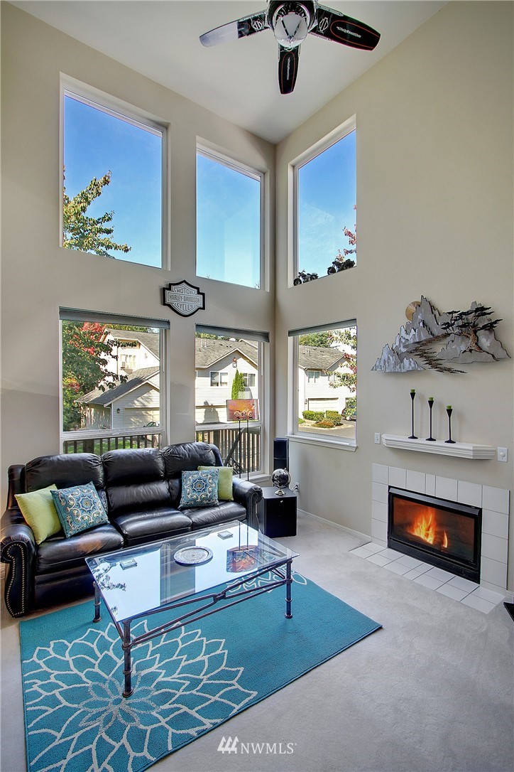 4808 Northeast Sunset Boulevard, Unit D105 Renton, WA 98059 - Photo 3 of 16 Gallery Image 3