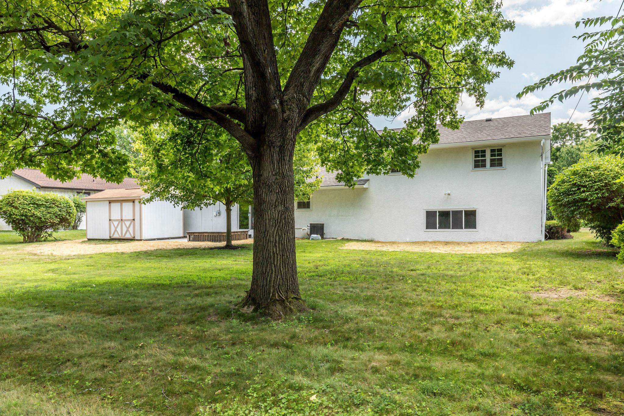 2230 Shoreham Road Columbus, OH 43220 - Photo 31 of 31