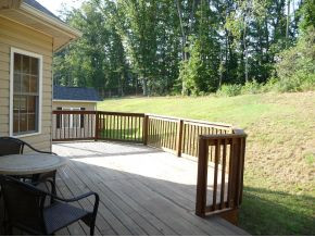 1006 Quail Run Erwin, TN 37650 - Photo 11 of 16 Deck back yard