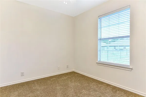 $1,200 | 1026 West Coffin Street, Unit 101, Denison, TX 75020