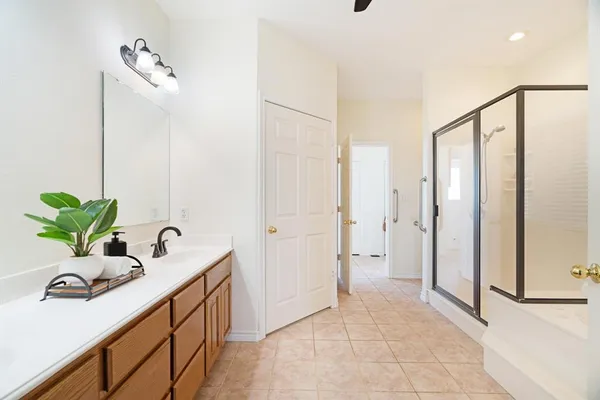 $529,900 | 898 Farm Road 1700, Clarksville, TX 75426