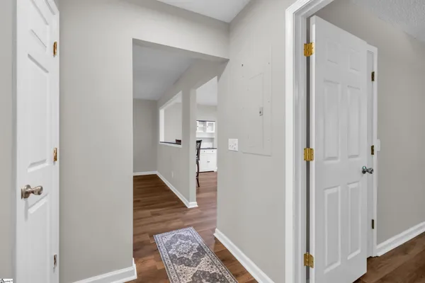 $300,000 | 425 Cochise Drive, Waterloo, SC 29384